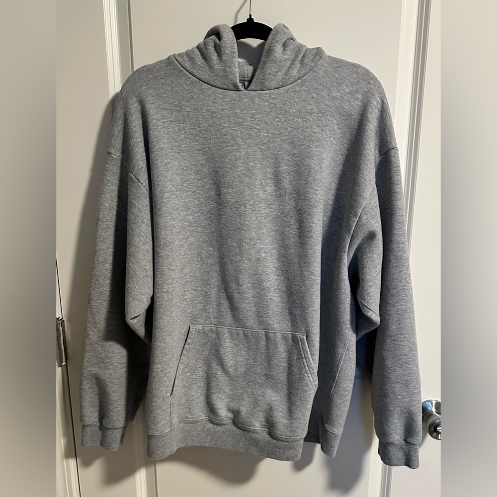 Skims, oversized, gray hoodie. Very cozy- Great condition/nonsmoking home.